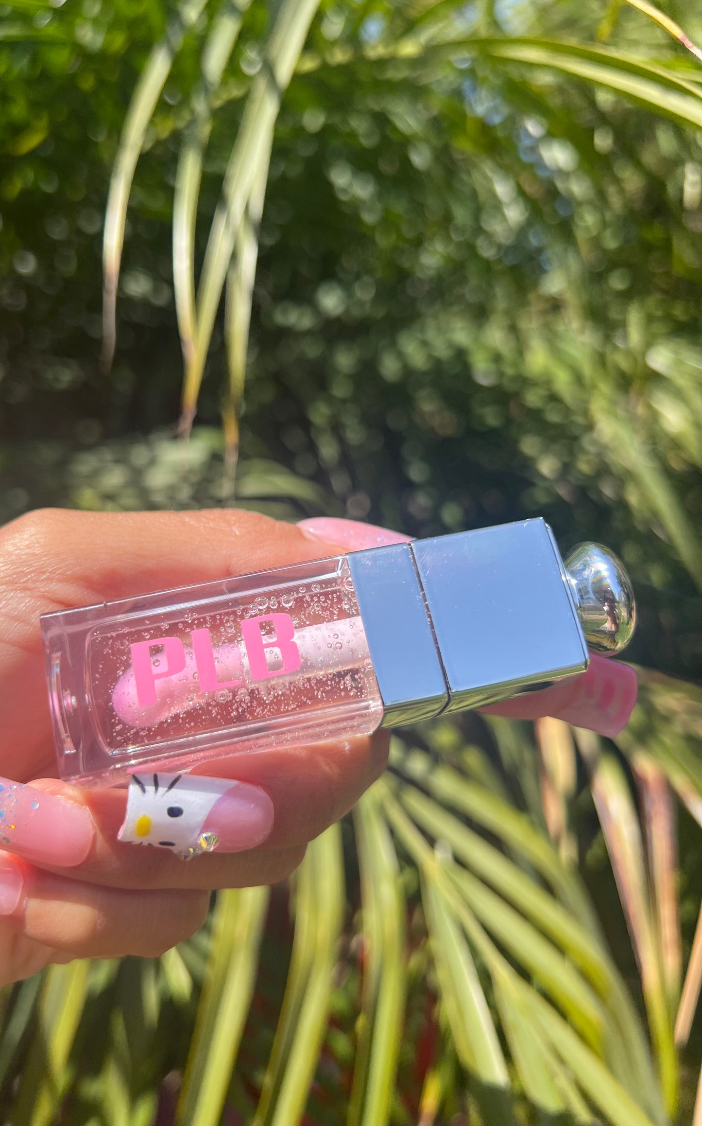 PH BALANCE CHANGING LIPGLOSS