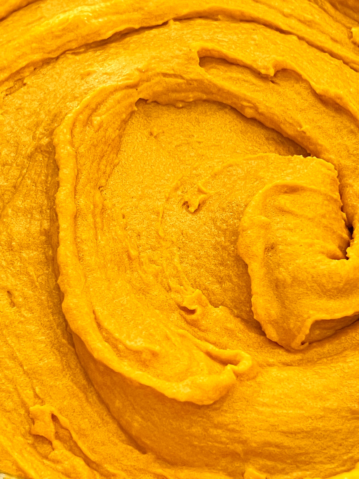 Turmeric  face+body foaming sugar scrub